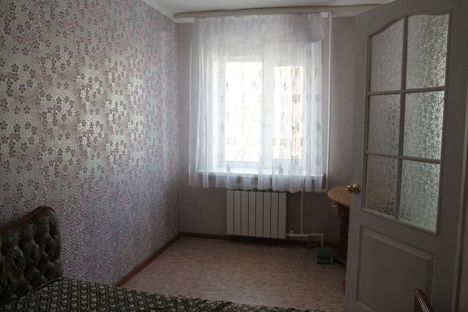 Сдам квартиру, 3 комнаты, хрущевка, 54 м², этаж: 2/3