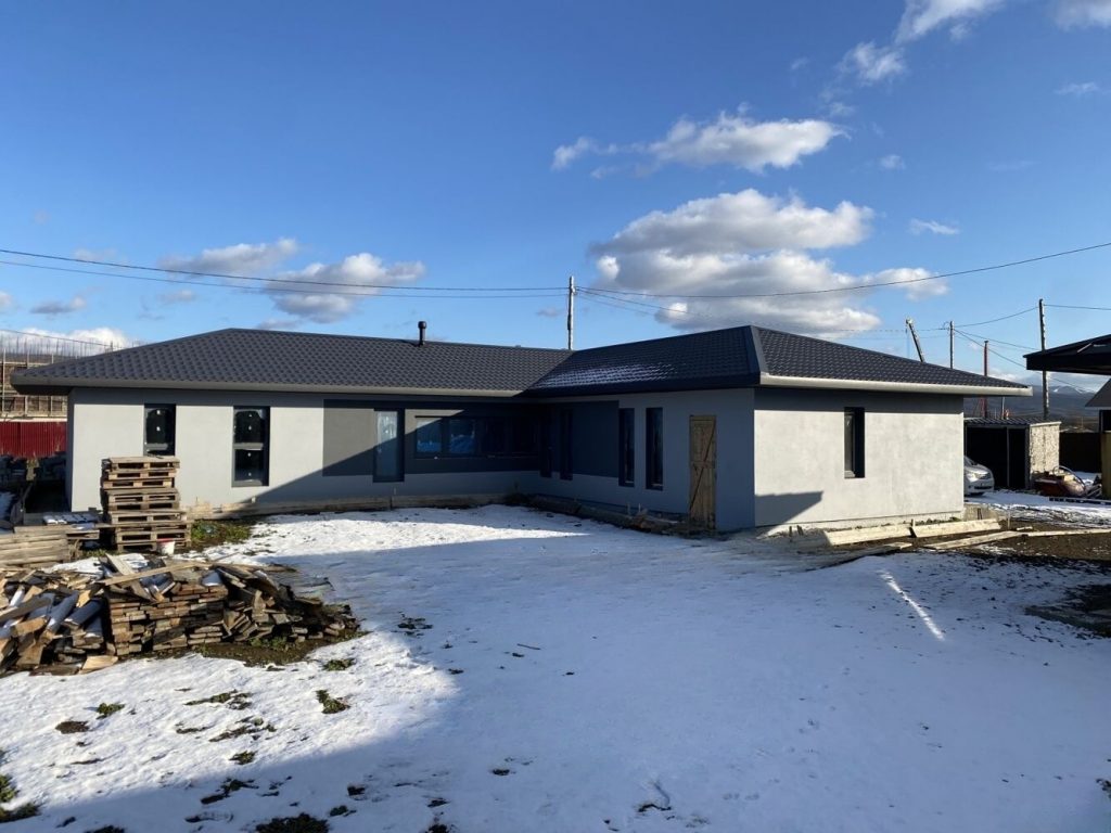 Продам дом, 4 комнаты, 155 м², этажей: 1, участок: 7 соток в собственности