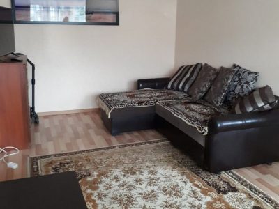 Сдам квартиру, 2 комнаты, 48 м², этаж: 4/4