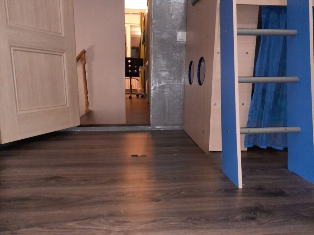 Продам дом, 7 комнат, 160 м², этажей: 2, участок: 15,3 сотки в собственности