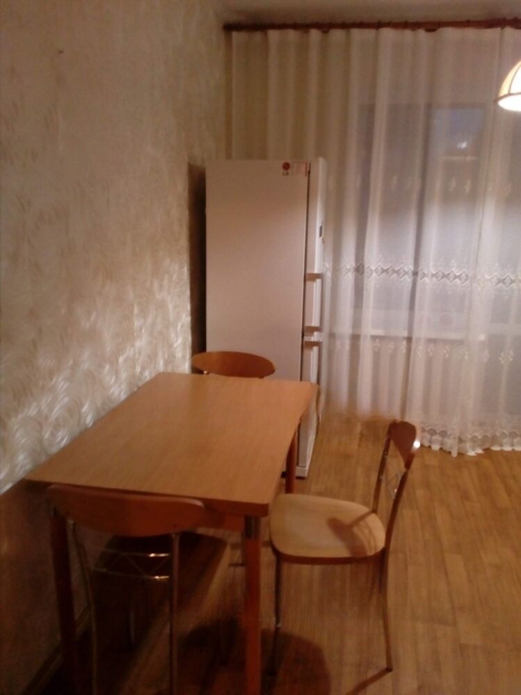 Сдам квартиру, 3 комнаты, 138 серия, 62 м², этаж: 3/5