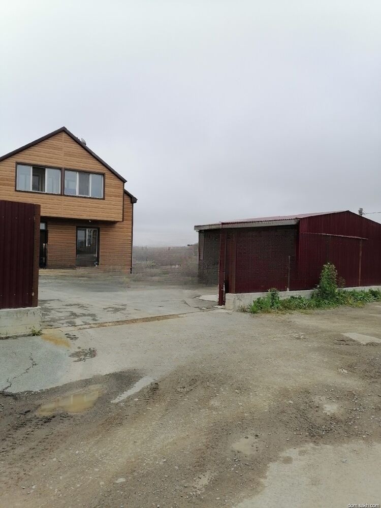 Продам дом, 6 комнат, 140 м², этажей: 2, участок: 6 соток в собственности