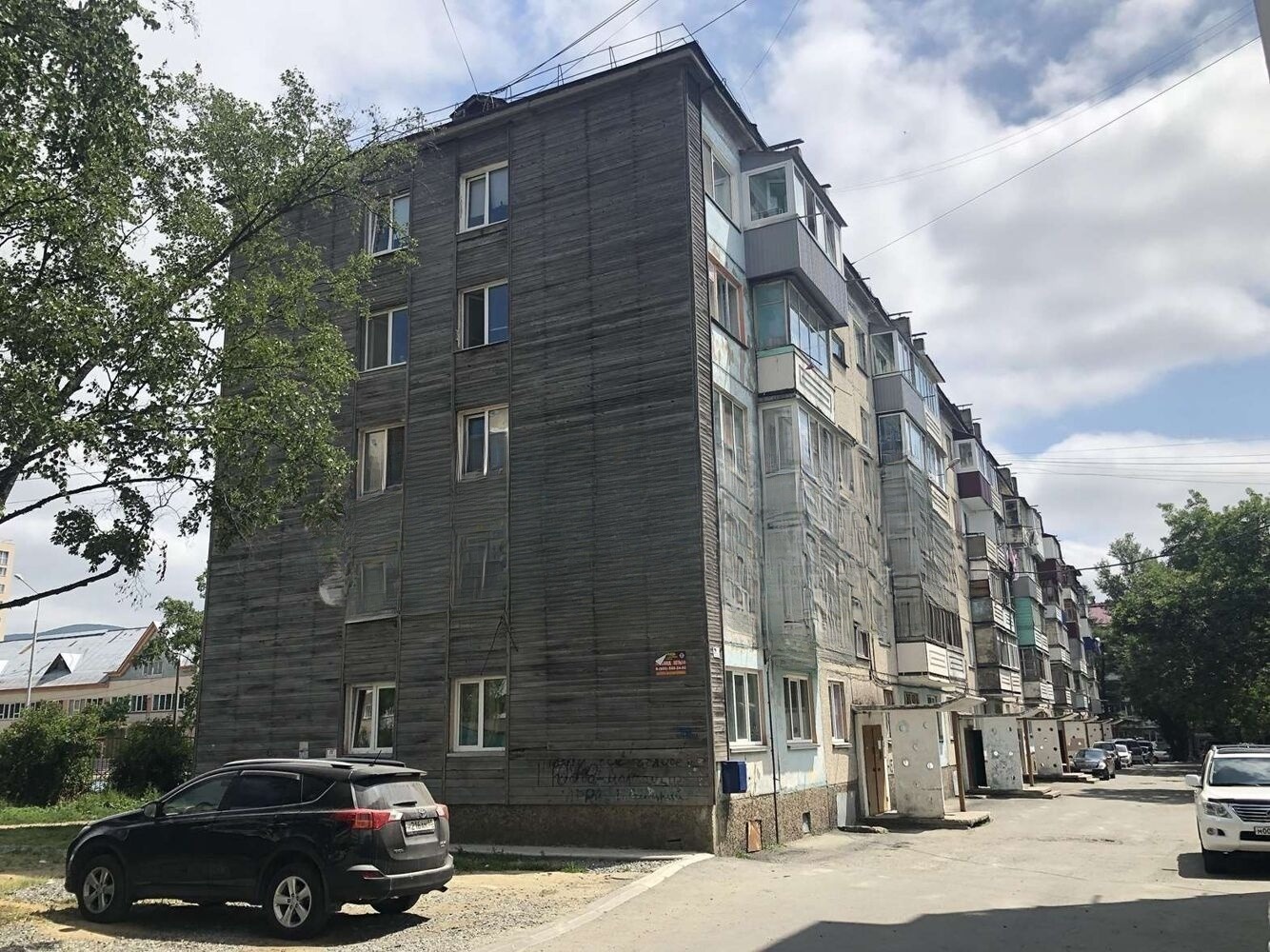 Сдам квартиру, 3 комнаты, брежневка, 62 м², этаж: 2/5