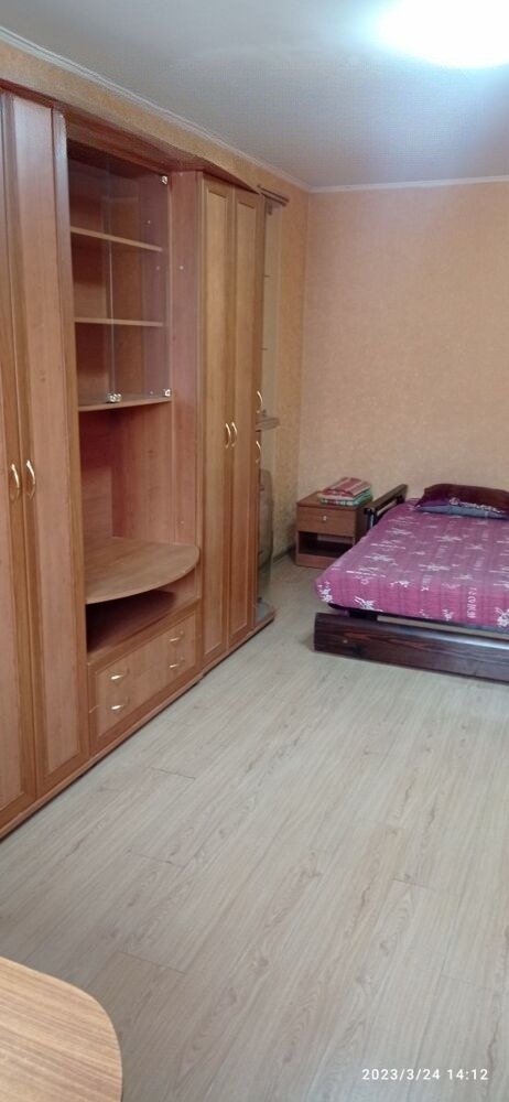 Сдам квартиру, 1 комната, 30 м², этаж: 2/5