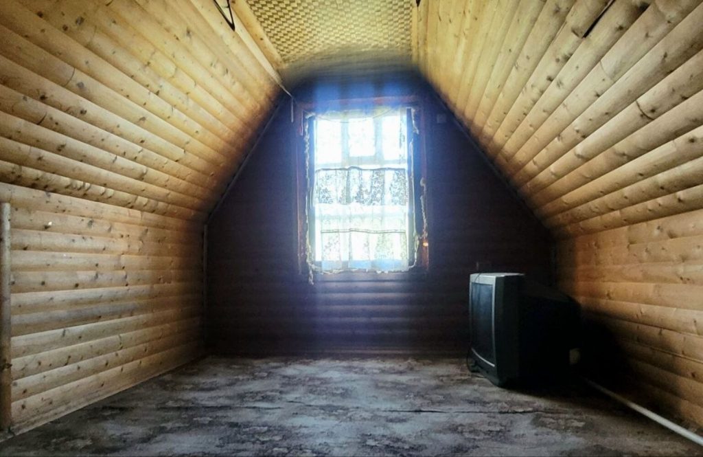 Продам дом, 2 комнаты, 44 м², этажей: 2, участок: 8,72 сотки в собственности