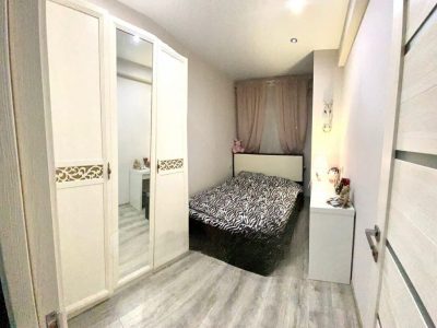 Сдам квартиру, 1 комната, хрущевка, 33 м², этаж: 1/5