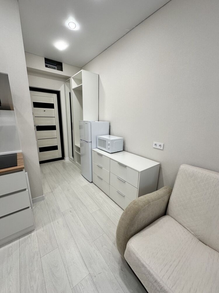 Сдам квартиру, 1 комната, студия, 25 м², этаж: 3/15