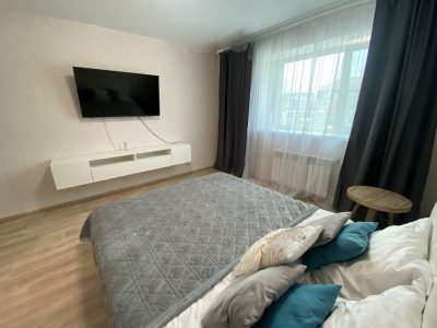 Сдам квартиру, 1 комната, 40 м², этаж: 2/5