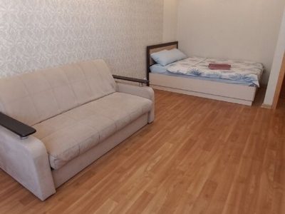 Сдам квартиру, 1 комната, брежневка, 30 м², этаж: 1/5