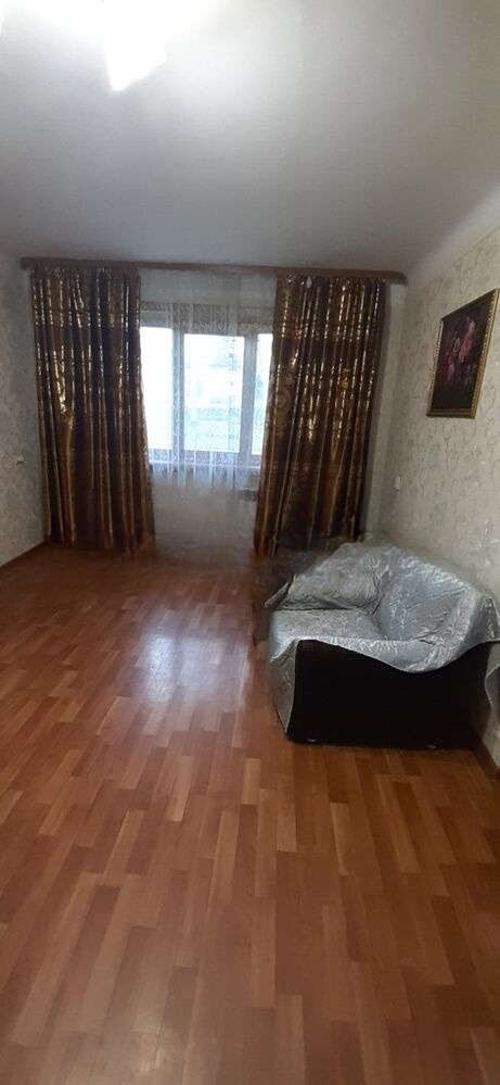 Сдам квартиру, 2 комнаты, брежневка, 46 м², этаж: 1/5