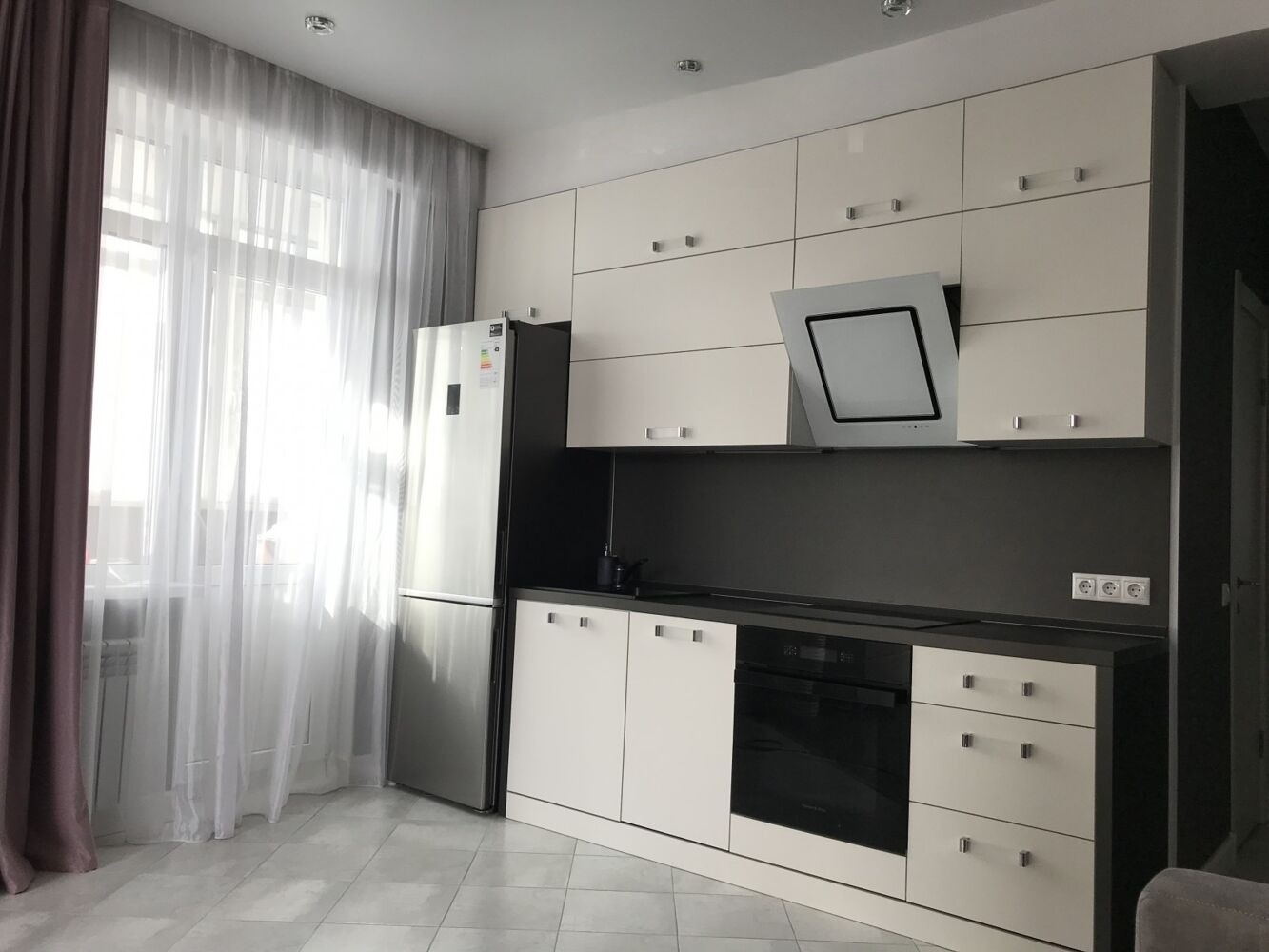 Сдам квартиру, 1 комната, студия, 40 м², этаж: 5/12