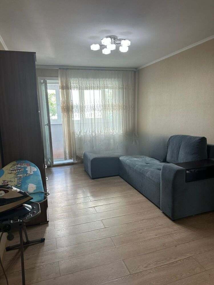 Сдам квартиру, 2 комнаты, брежневка, 64 м², этаж: 3/5