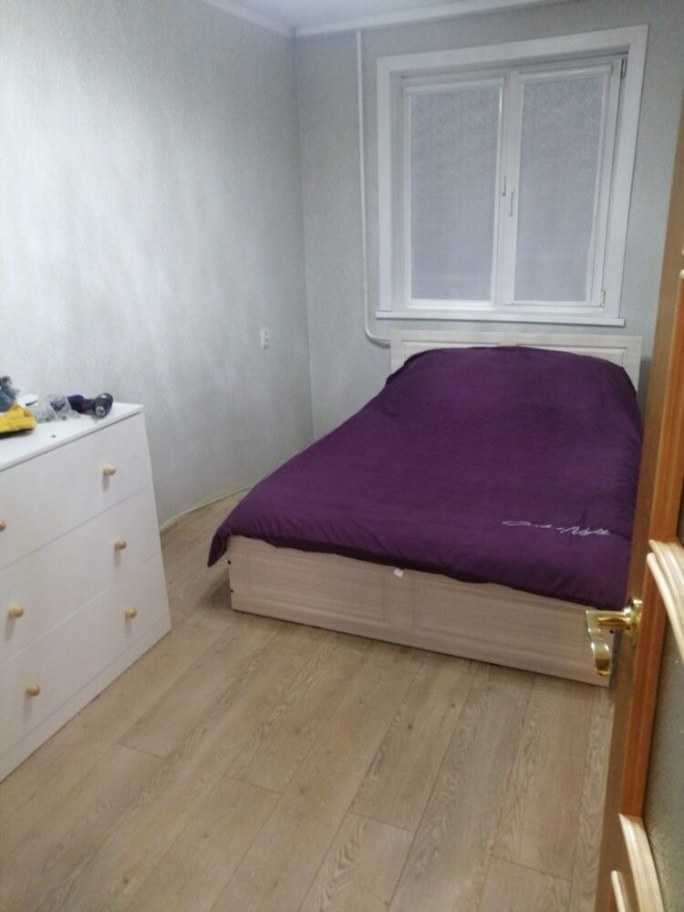 Сдам квартиру, 2 комнаты, брежневка, 64 м², этаж: 3/5