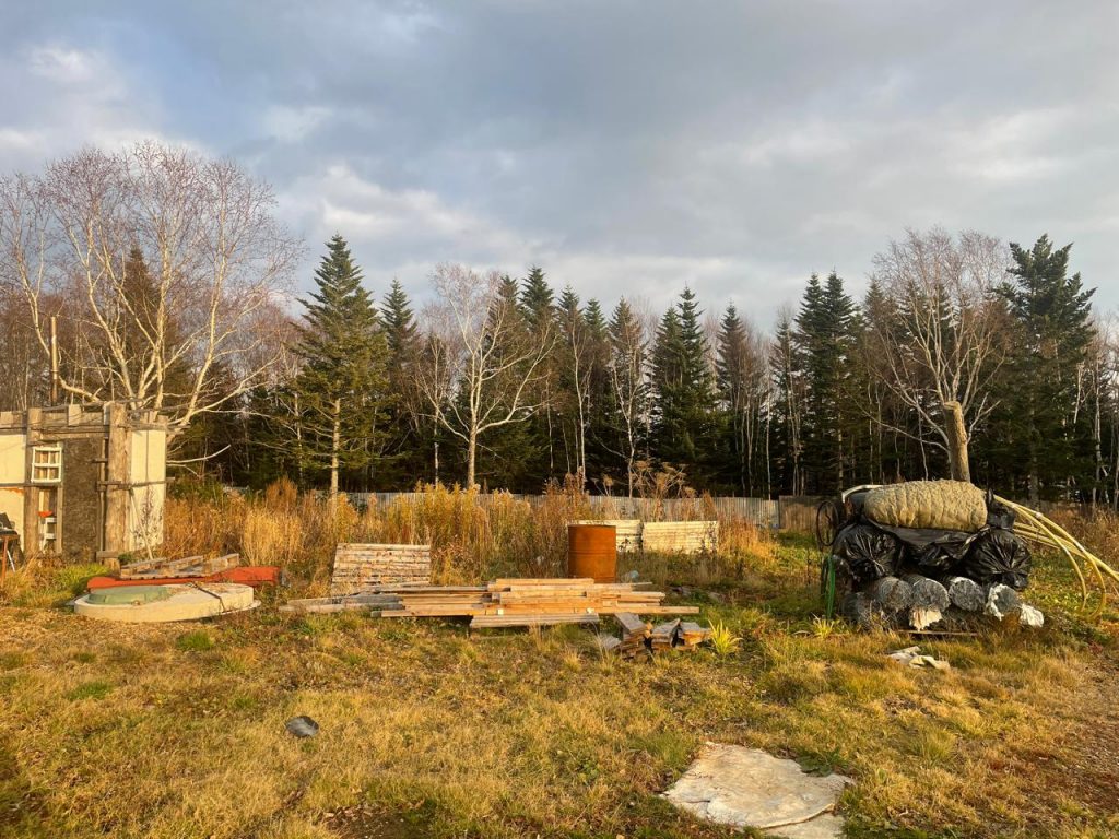 Продам дом с земельным участком