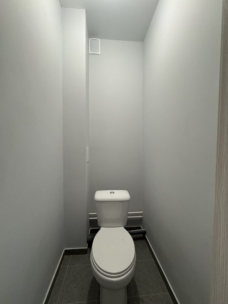 Солнечная и уютная квартира.